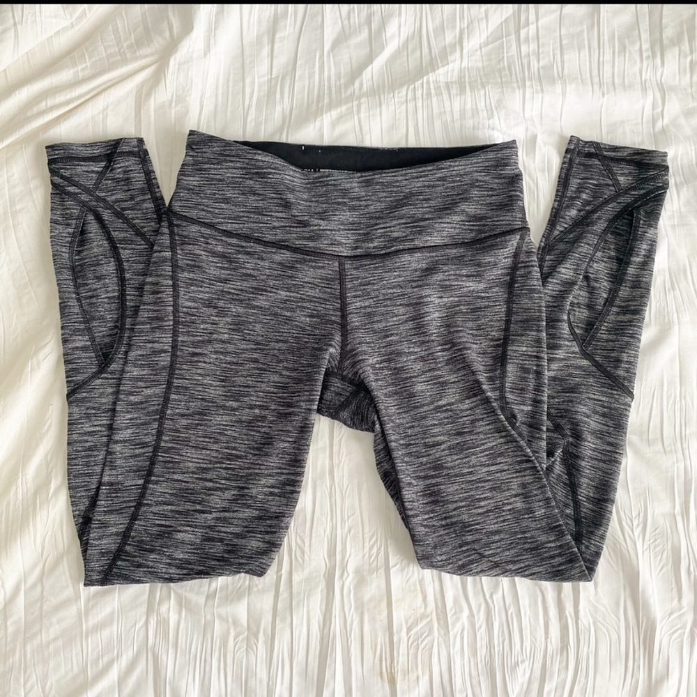 Victoria’s Secret Leggings Sport Keyhole High Waisted Grey Medium Knockout